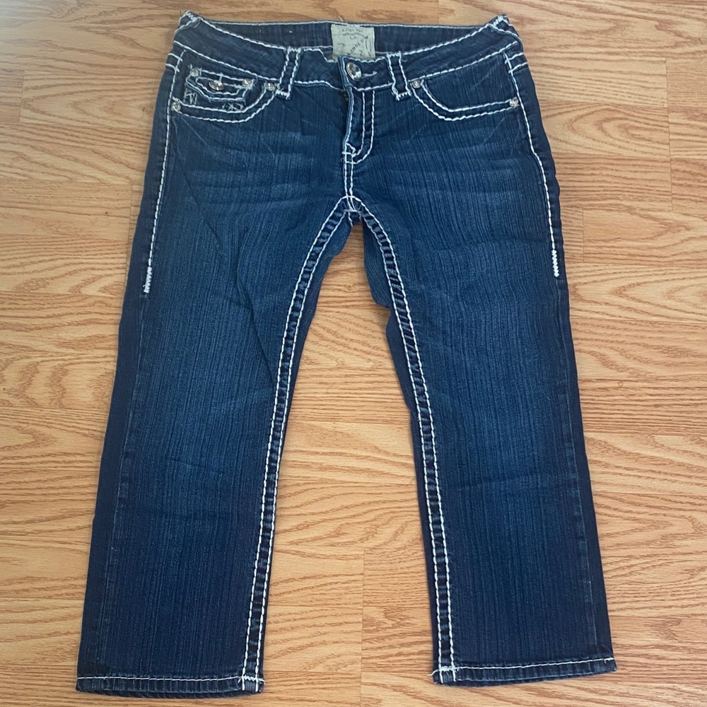 L.A. idol Cropped Jeans with White Contrast Stitching